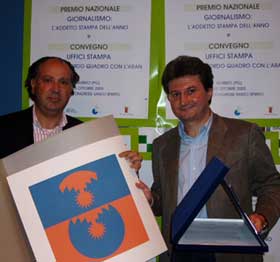 Carlo Santoni riceve il premio